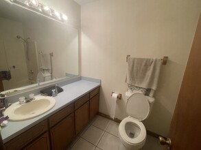 8520 Misty Ridge Ln in Navarre, FL - Building Photo - Building Photo