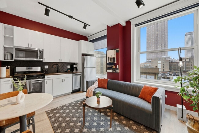 property at 417 S Dearborn St