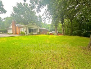 9419 Brenda Ann Rd in Charlotte, NC - Building Photo - Building Photo