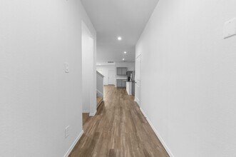 16727 Hemlock Frst Ln in Magnolia, TX - Building Photo - Building Photo