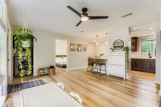 5203 Avon Pl in Austin, TX - Building Photo - Building Photo