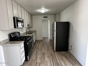 1405 Prairie Dr in El Paso, TX - Building Photo - Building Photo