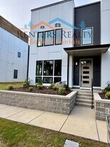 2526 Freeman Rd SW in Huntsville, AL - Building Photo