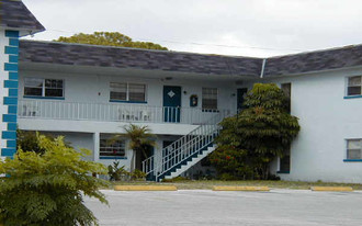 Pinellas Palms Apartments