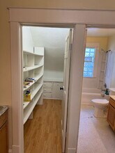 5832 W Washington St in West Allis, WI - Building Photo - Building Photo