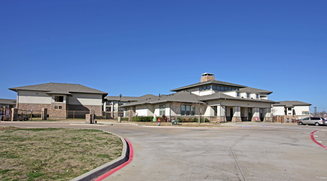 Artisan at Rush Creek in Arlington, TX - Building Photo