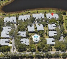 2847 Aintree Ln in Naples, FL - Building Photo