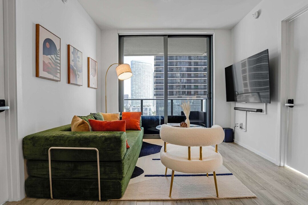 404 NE 2nd Ave, Unit SI ID1507058P in Miami, FL - Foto de edificio