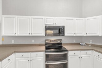 2427 Tumbleweed Dr in Gulf Breeze, FL - Building Photo - Building Photo