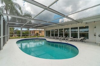 33 Caddy Rd in Rotonda West, FL - Building Photo - Building Photo