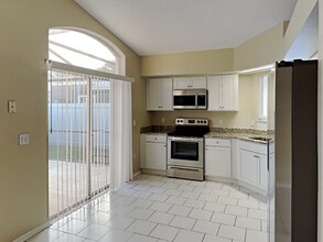 1618 Maplestead Ct in Orlando, FL - Building Photo - Building Photo