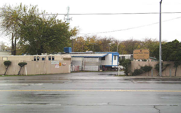 Acorn Mobile Village in Sacramento, CA - Foto de edificio - Building Photo