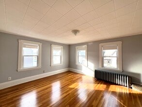 79 Franklin St in Stoneham, MA - Building Photo - Building Photo