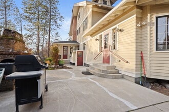 2407 S Garfield St in Spokane, WA - Building Photo - Building Photo