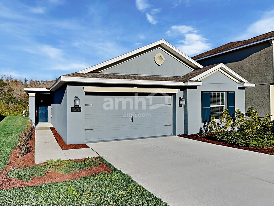 4367 Seven Canyons Dr in Kissimmee, FL - Building Photo