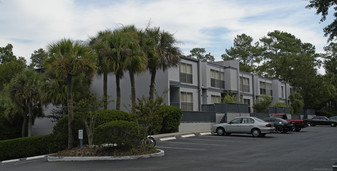 Villa Ravine Apartments