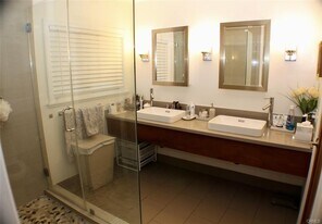 4820 Abbeyville Ave in Los Angeles, CA - Building Photo