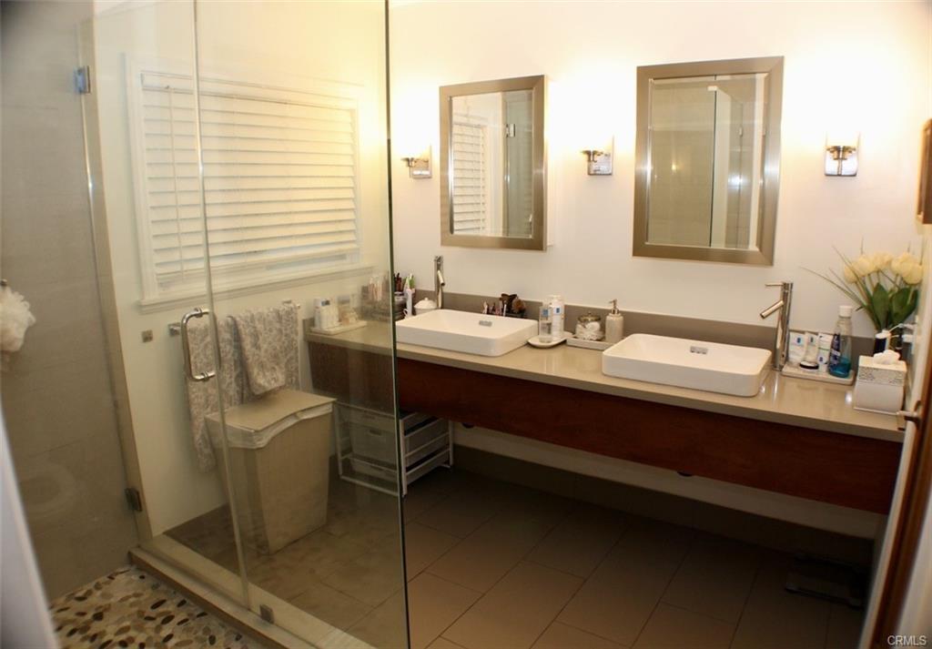 4820 Abbeyville Ave in Los Angeles, CA - Building Photo