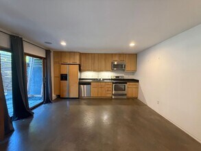 2204 S Norman St in Seattle, WA - Building Photo - Building Photo