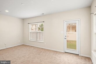 214 Tanner Ln in Glen Burnie, MD - Building Photo - Building Photo