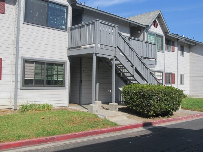 205 Camlau Dr in Chula Vista, CA - Building Photo - Building Photo