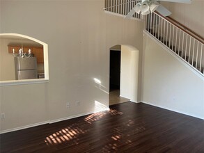 15233 Rosehip Ln in Pflugerville, TX - Building Photo - Building Photo
