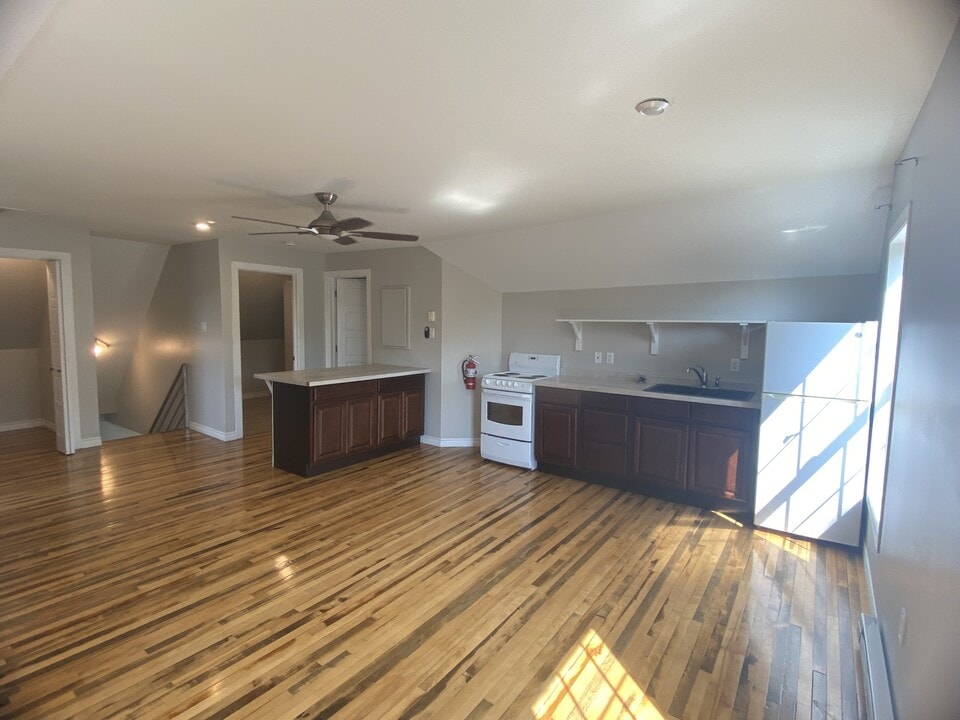 13 Keirstead Ave in Hampton, NB - Building Photo