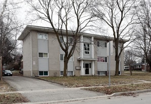 5 Brentwood Dr in Guelph, ON - Building Photo