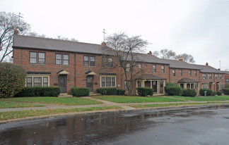 1300-1330 Chardon Ct Apartments