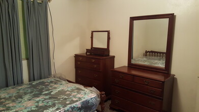 1216 University Ave, Unit #3 in Morgantown, WV - Building Photo - Building Photo