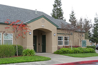 Cottonwood Creek in Madera, CA - Foto de edificio - Building Photo