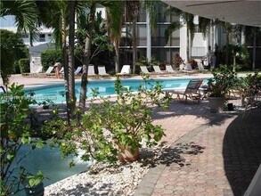 5300 NE 24th Terrace, Unit 422 in Fort Lauderdale, FL - Building Photo - Building Photo