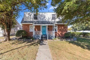 1200 Little Bay Ave in Norfolk, VA - Building Photo