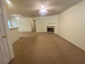 6320 7th St in Lubbock, TX - Foto de edificio - Building Photo