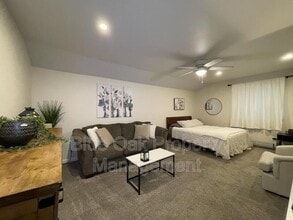 631 Oak Lawn Ave in Chico, CA - Building Photo - Building Photo