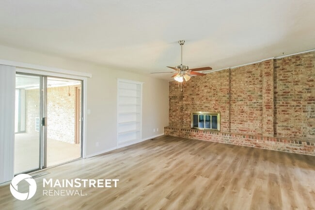 3920 Green Hills Ct in Norman, OK - Building Photo - Building Photo