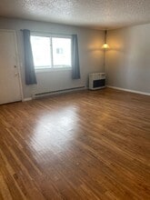 170 Grand Larry St in Anchorage, AK - Building Photo - Building Photo