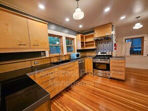 636 N Shaver St in Portland, OR - Building Photo - Building Photo