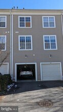 233 King Farm Blvd in Rockville, MD - Building Photo - Building Photo