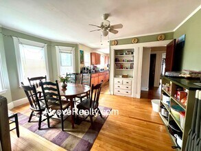 190 North St, Unit 2 in Somerville, MA - Foto de edificio - Building Photo