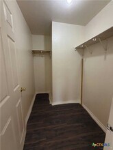 1160 Hilltop Dr in San Marcos, TX - Building Photo - Building Photo
