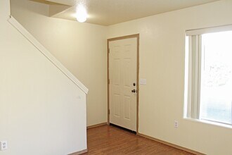 3548 SE 119th Ave in Portland, OR - Building Photo - Building Photo