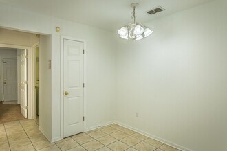 2769 Westbrook Ct in Tallahassee, FL - Building Photo - Building Photo