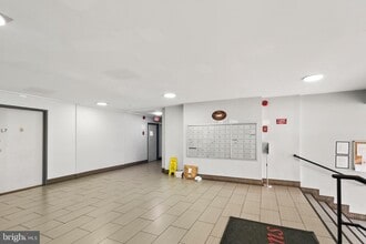 5801 Quantrell Ave in Alexandria, VA - Building Photo - Building Photo