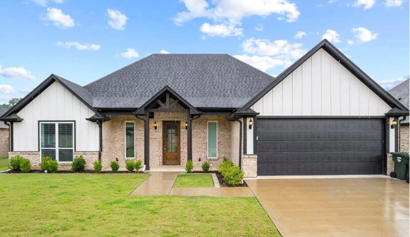 11918 Gillian Ct in Tyler, TX - Building Photo