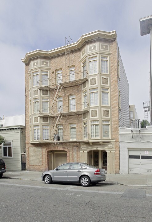 3035 Gough St in San Francisco, CA - Building Photo