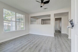 2311 Wavell St in Houston, TX - Building Photo - Building Photo