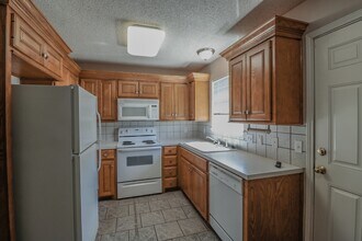 6708 4th St in Lubbock, TX - Building Photo - Building Photo