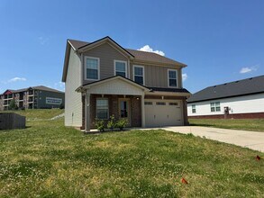 836 Karmaflux Way in Clarksville, TN - Building Photo - Building Photo