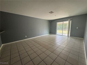 849-851 Eisenhower Blvd in Lehigh Acres, FL - Building Photo - Building Photo